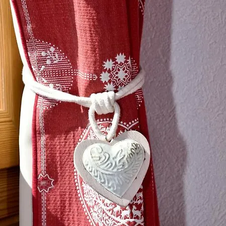 Отель Les Melezes Hauderes